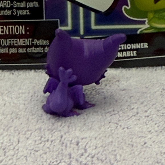 Disney Neon Mali Dragon Purple  Doorables Figure with Pink Accents - Picture 3 of 4